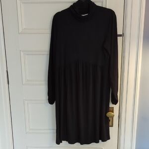 Motherhood Maternity Black Long Sleeve Dress